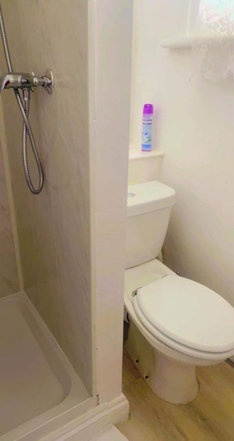 Entire Two Double Bedrooms Flat N4 Great Yarmouth Bagian luar foto