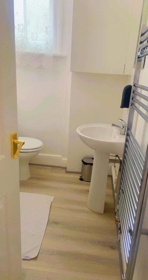 Entire Two Double Bedrooms Flat N4 Great Yarmouth Bagian luar foto